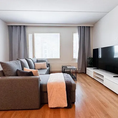 Tilava Saunallinen Kaksio Omalla Parvekkella! Apartment *